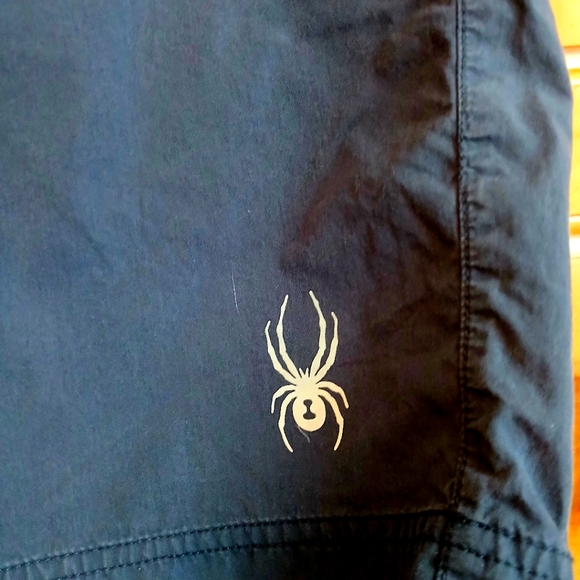 Men's Spyder Shorts, size Med. - Picture 2 of 6